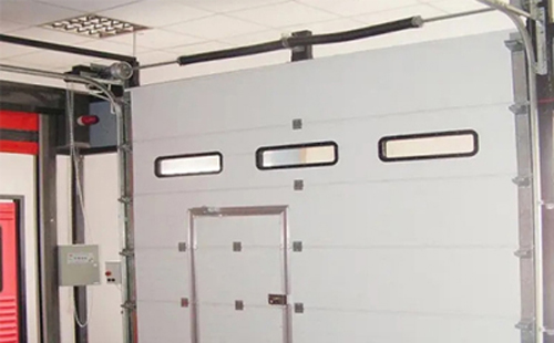 北泉镇工业提升门的安装方法