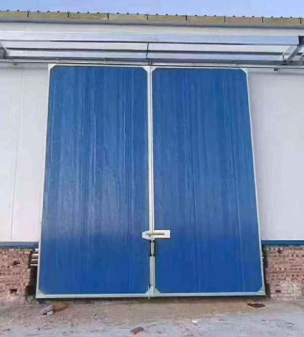 北泉镇工业门在大型仓储物流通道中的应用实例