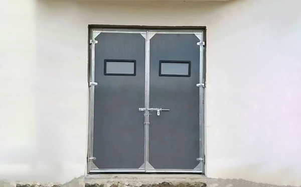 北泉镇工业门在高温作业区域的运行表现